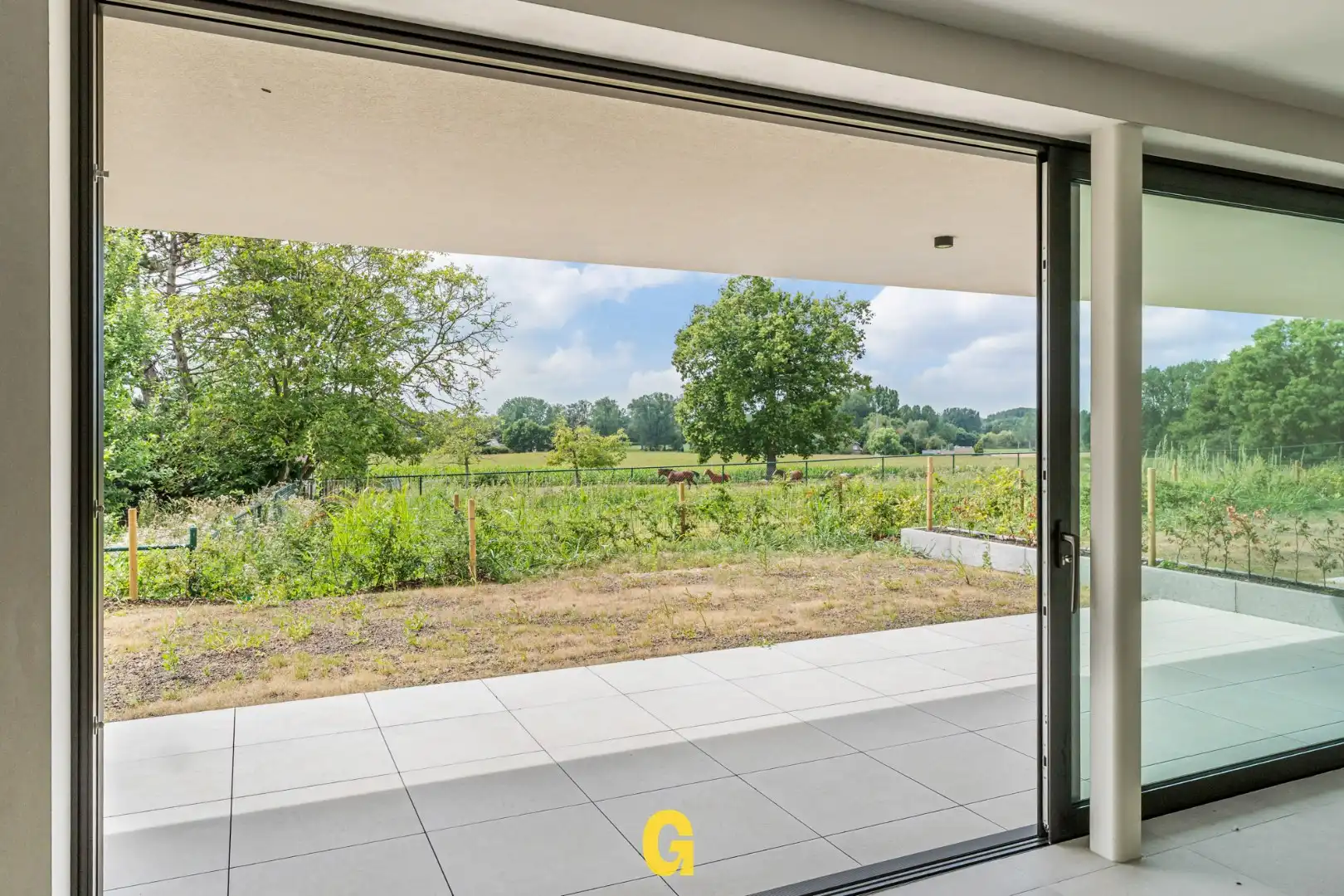 Gelijkvloers nieuwbouwappartement in residentie Bella Vista met 1 slaapkamer en terras en tuin met blijvend zicht op achterliggend groen, vlakbij het centrum.  foto 19