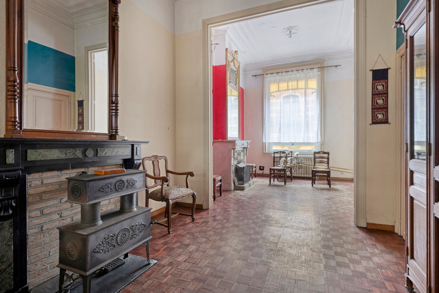 Te renoveren herenhuis met tuin nabij Sint-Guidoplein foto 7