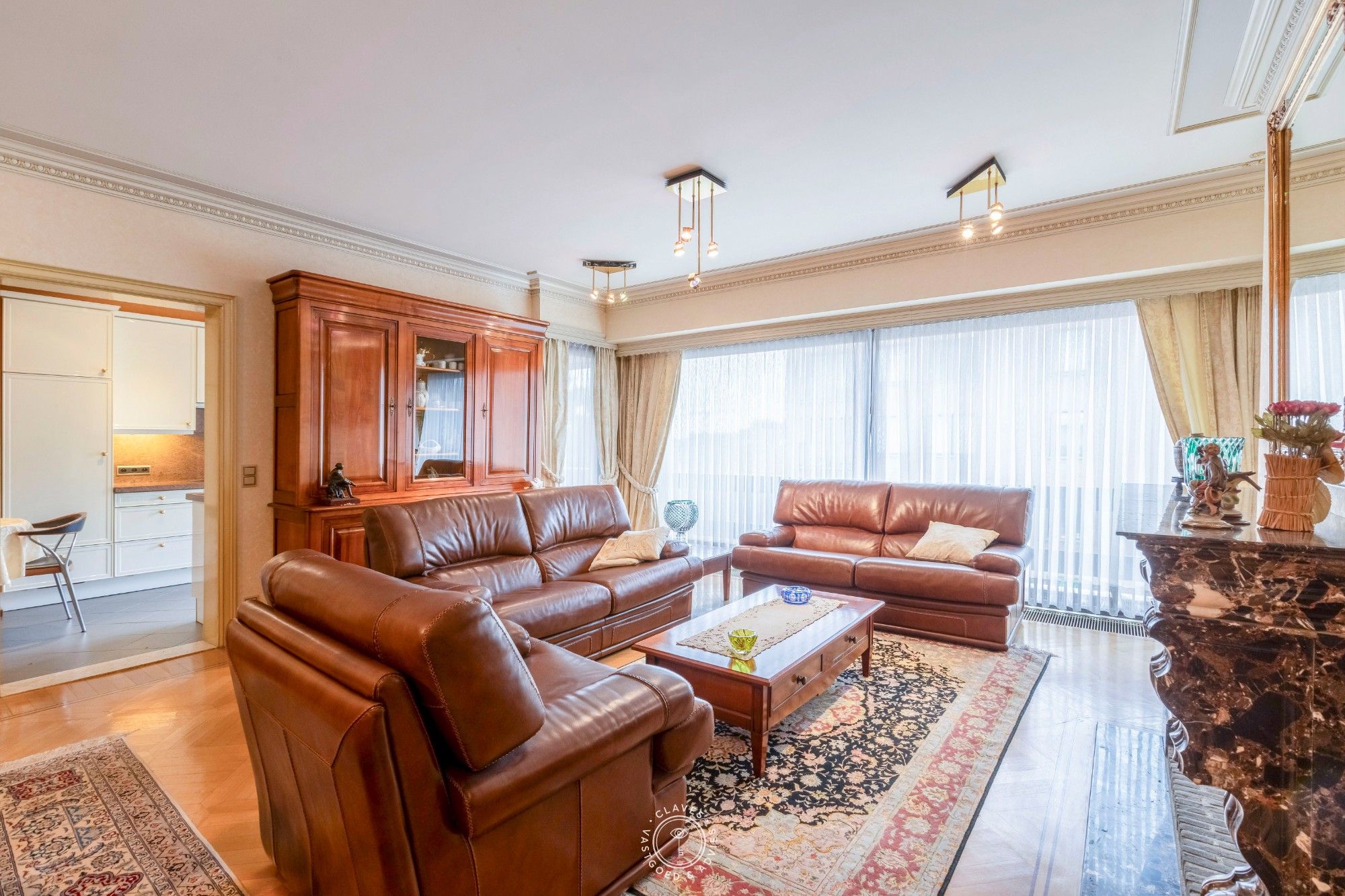Topgelegen 3 slpk appartement met meerdere terrassen en zicht op de Grote Markt foto 4