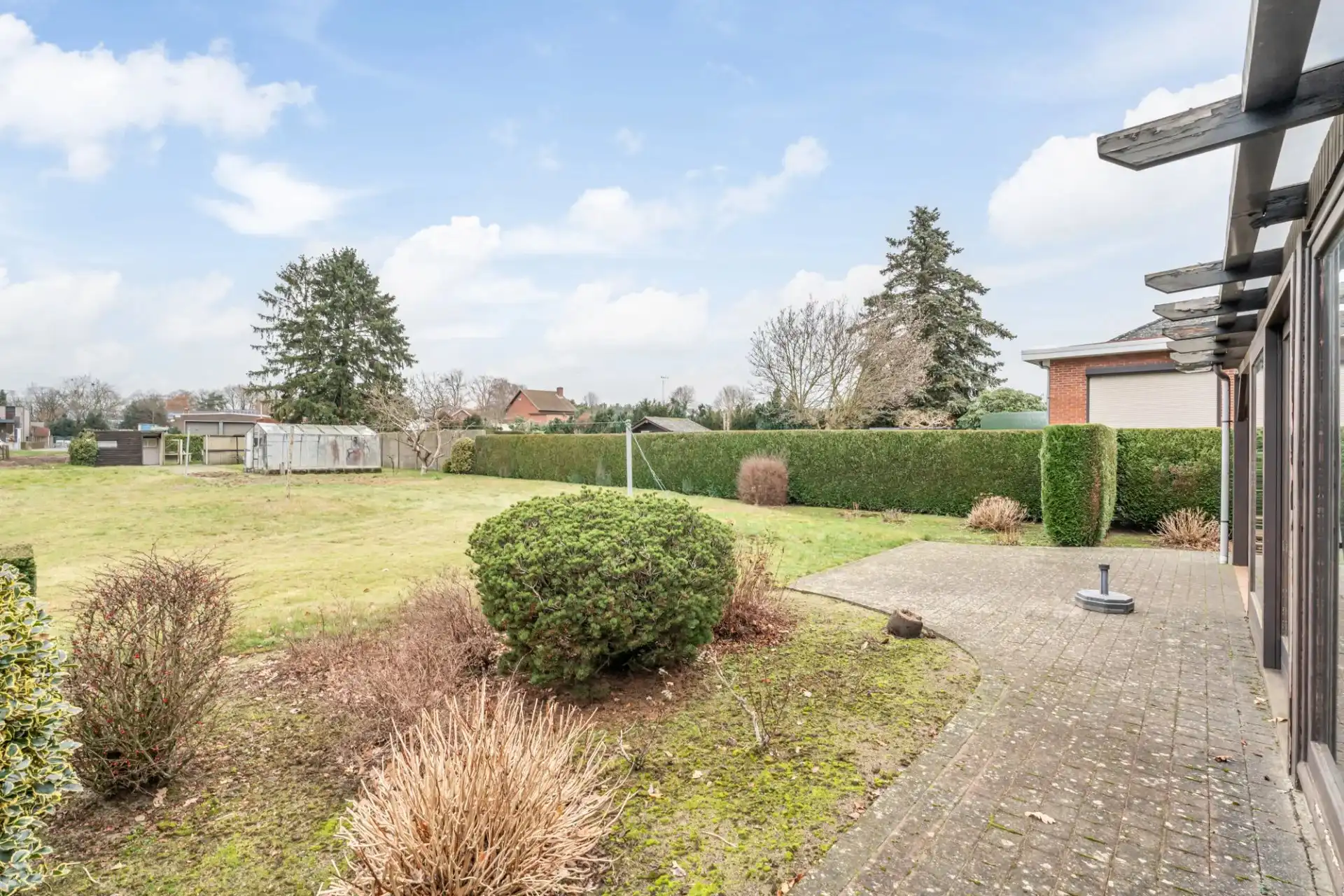 Gezinswoning op ruim perceel te Heusden foto 16