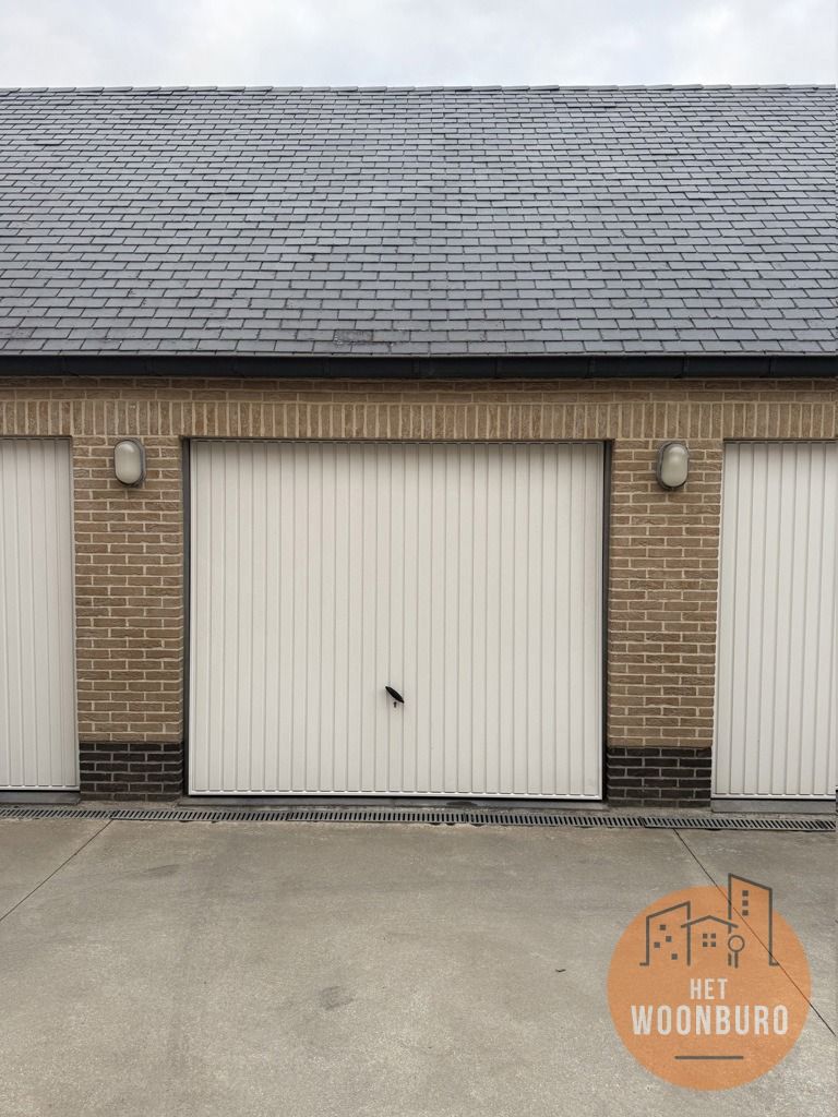 Appartement met 2 slpks, garage, autostaanplaats en kelder foto 11
