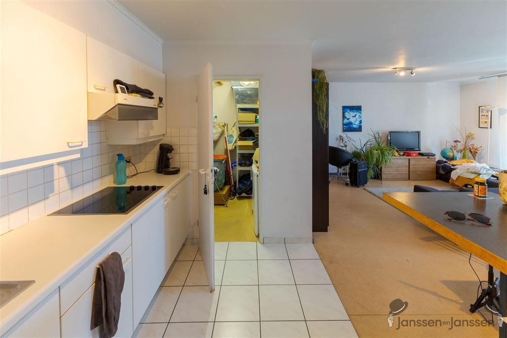 2 slpk appartement met overdekte staanplaats foto 7