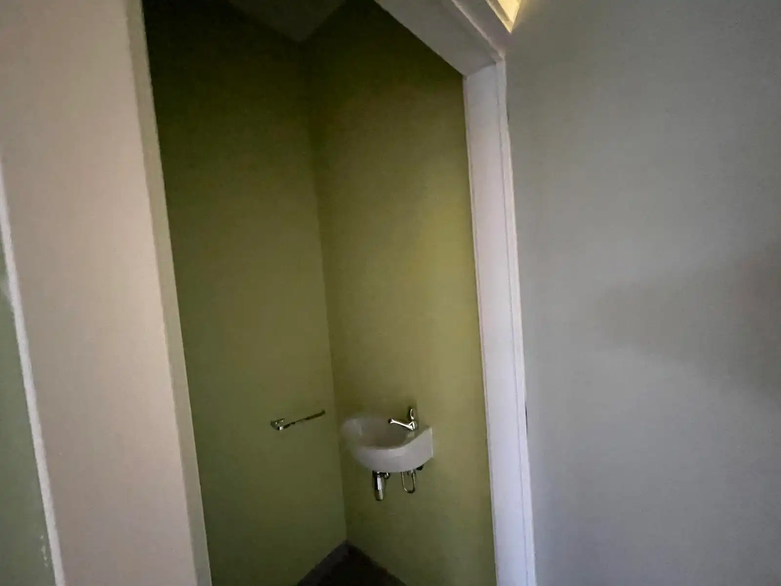 NIEUWERKERKEN - Lichtrijk appartement met ruim terras én garage. foto 10