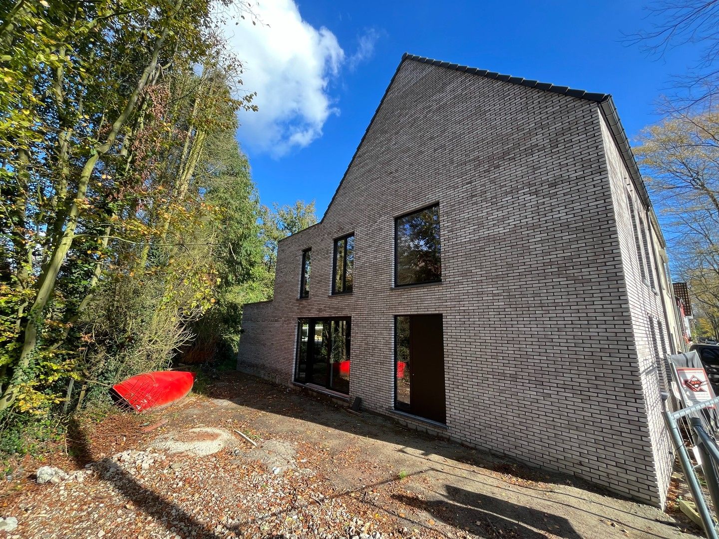 Nieuwbouw halfopen BEN-woning met 263 m² woonoppervlakte foto 4