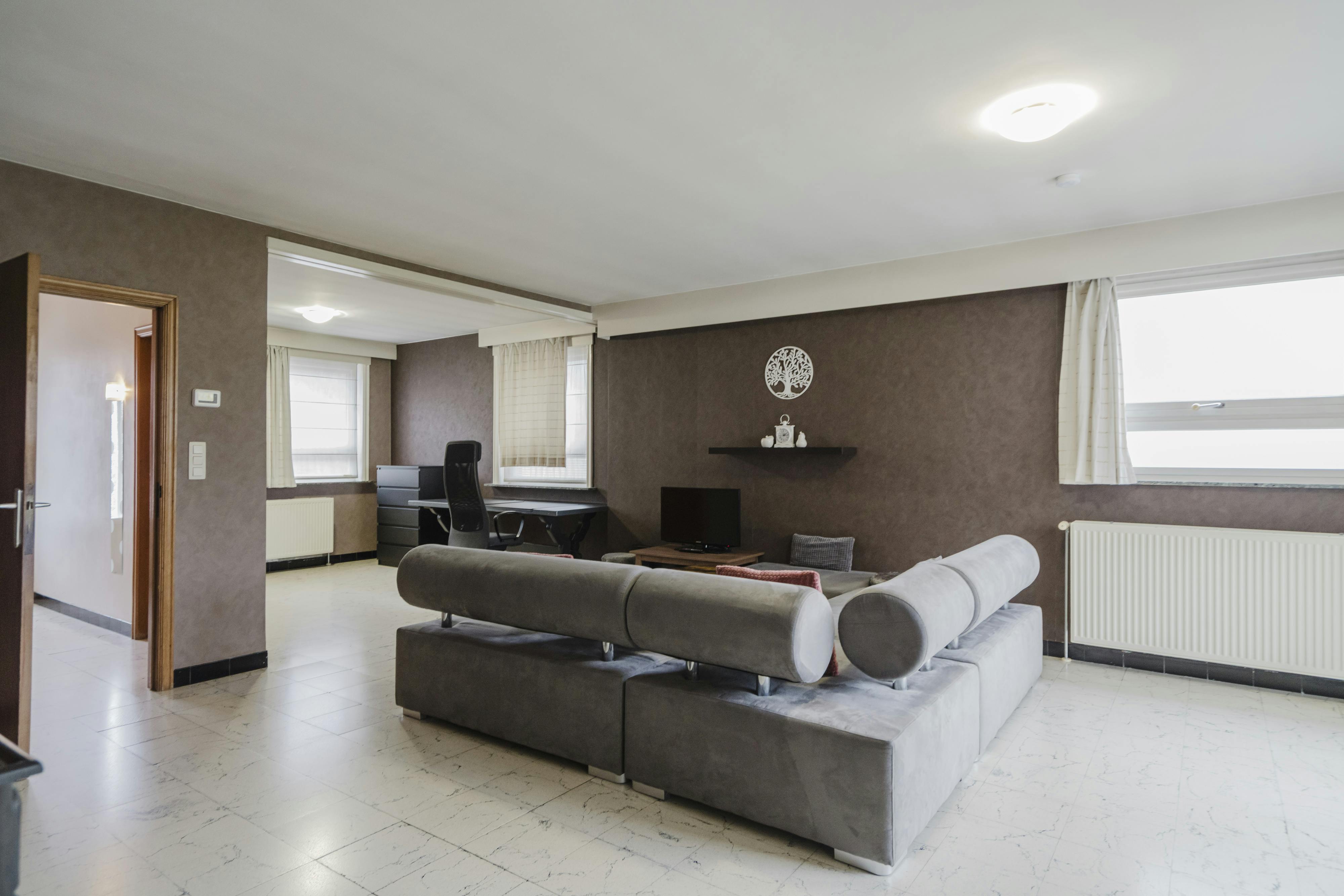 Halfopen bebouwing met 3 slaapkamers te koop in Kortrijk! foto 4