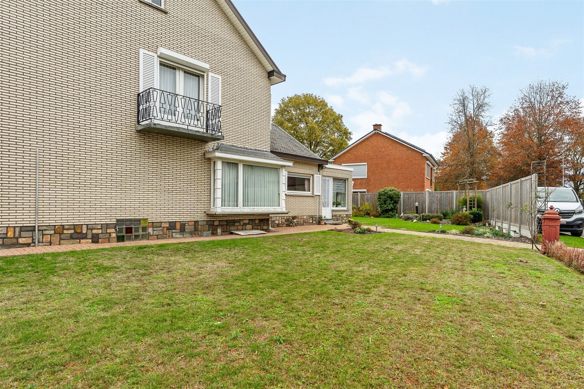 OP TE FRISSEN WONING MET 3 SLAAPKAMERS GELEGEN OP EEN PERCEEL VAN 4A89CA TE PAAL foto 27