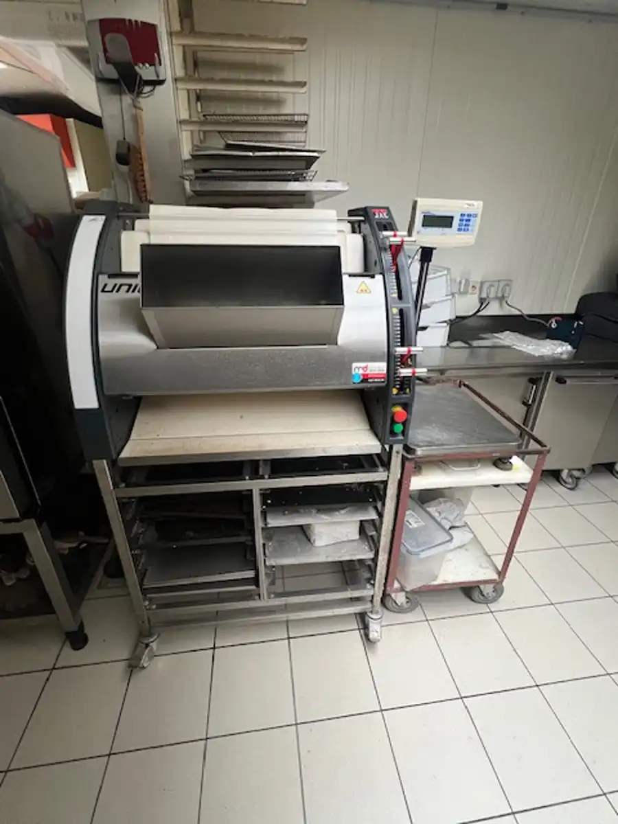 Gebouw te koop foto 8