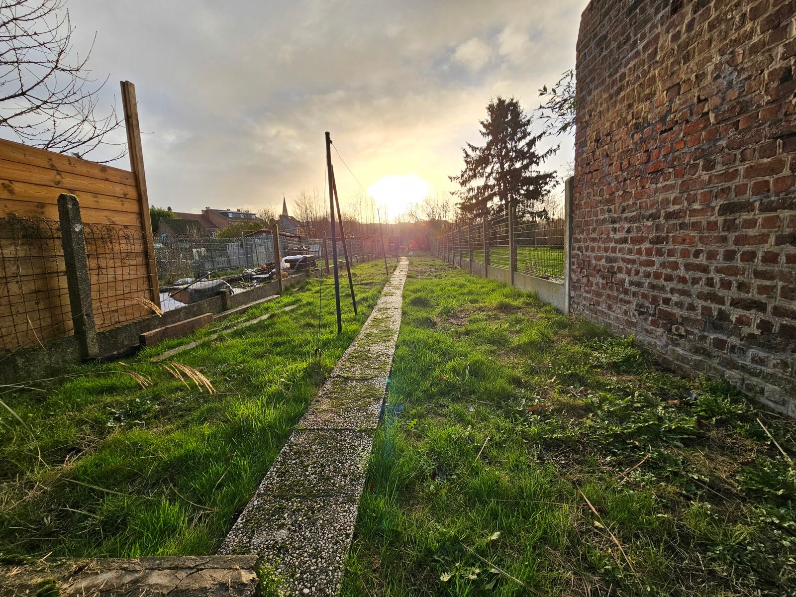 Goed gelegen woning met twee slaapkamers en tuin foto 10