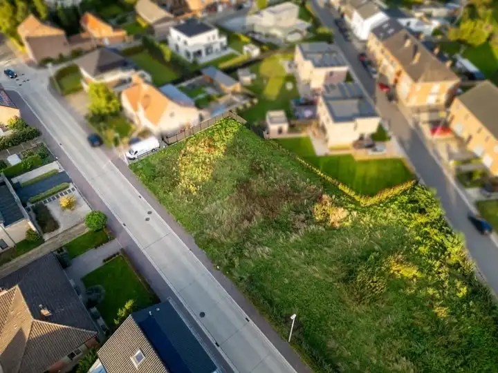 GOED GELEGEN BOUWGROND GESCHIKT VOOR OPEN BEBOUWING IN WILDEREN foto 2