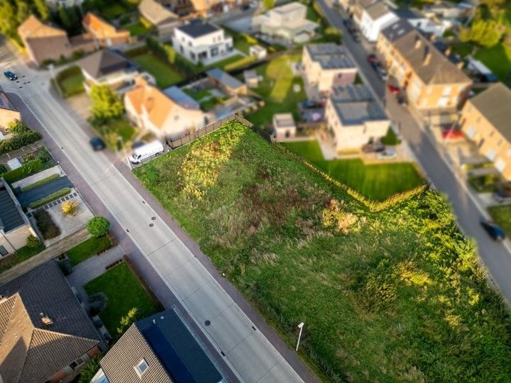 GOED GELEGEN BOUWGROND GESCHIKT VOOR OPEN BEBOUWING IN WILDEREN foto 2