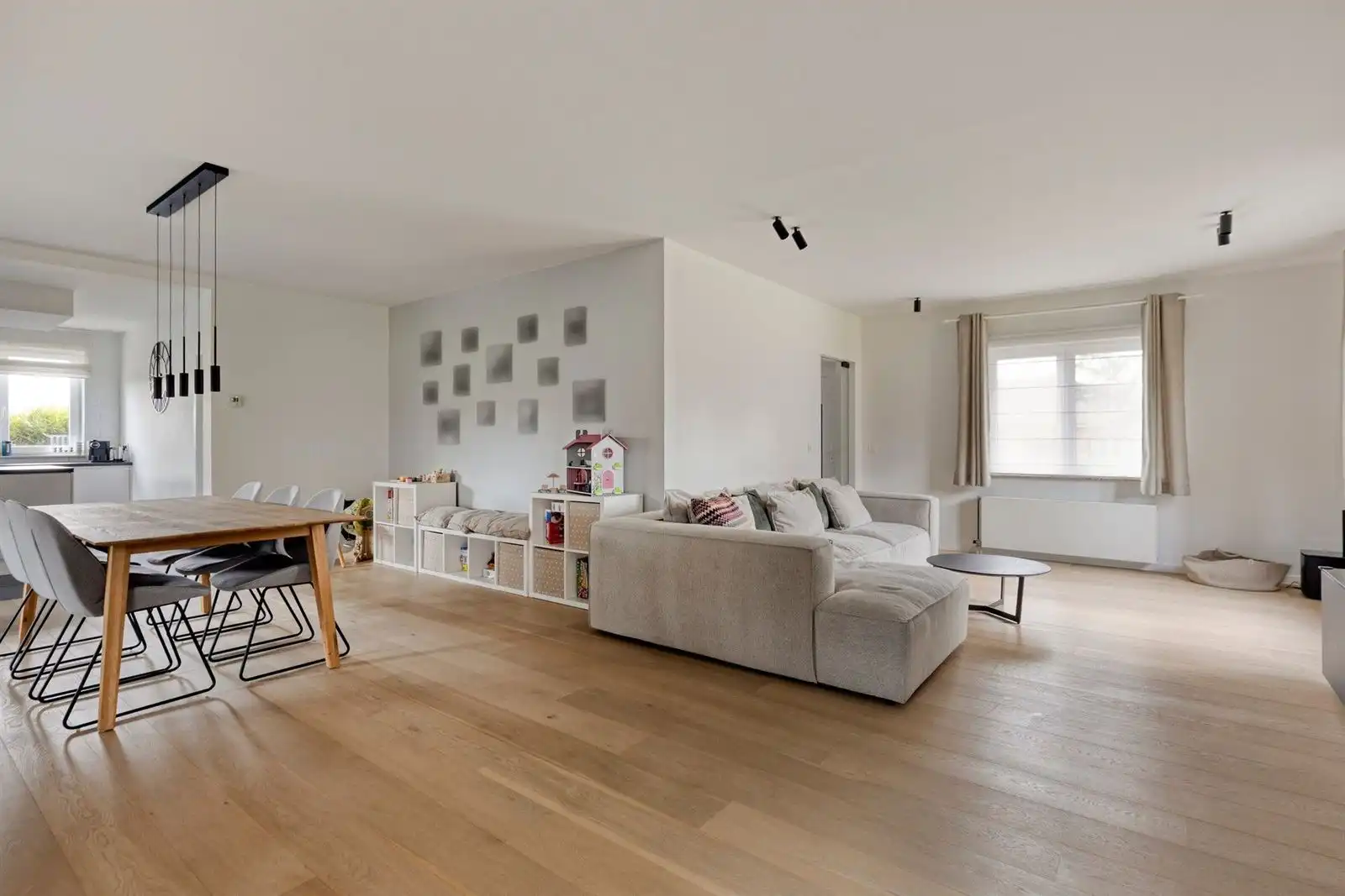 Gerenoveerde woning (label B) met 3 slaapkamers te Sint-Pieters-Leeuw foto 2