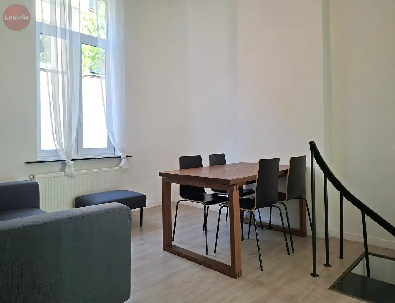 Instapklaar 1-slaapkamerappartement met tuin in het stadscentrum foto 3