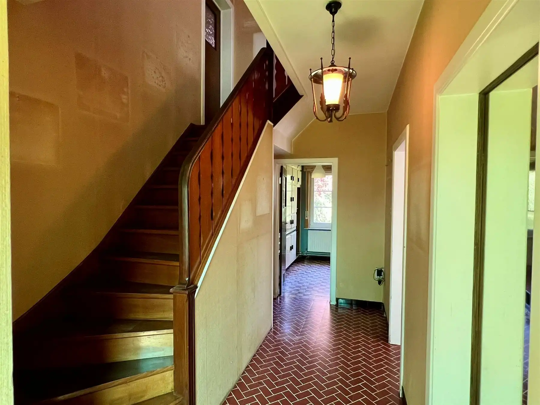 Ruime eigendom met woning, atelier en uitbreidingspotentieel  foto 7