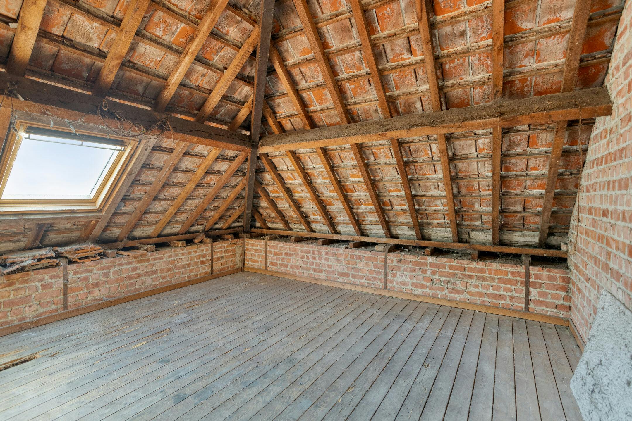 Te Renoveren viergevelwoning op 23are op een top locatie in Grimbergen! foto 34