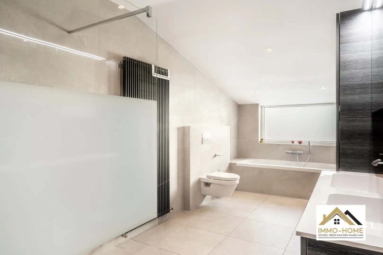 Instapklare woning met opslagruimte!  foto 15