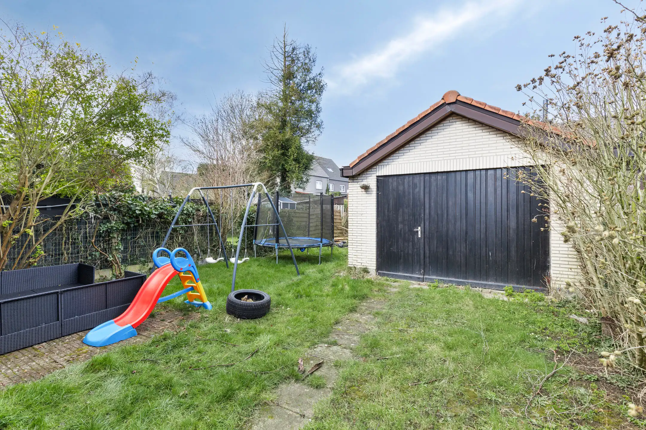 Woning op uitstekende locatie! foto 10