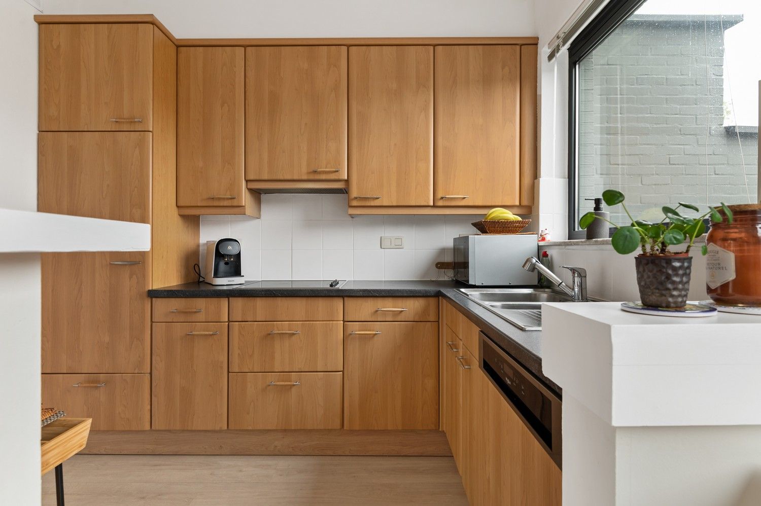 Gezellige bel-etage woning te koop in Hoevenen! foto 9