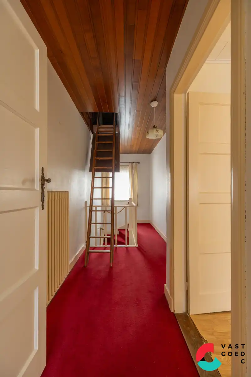 Te renoveren gezinswoning in het centrum van Hamont-Achel foto 22