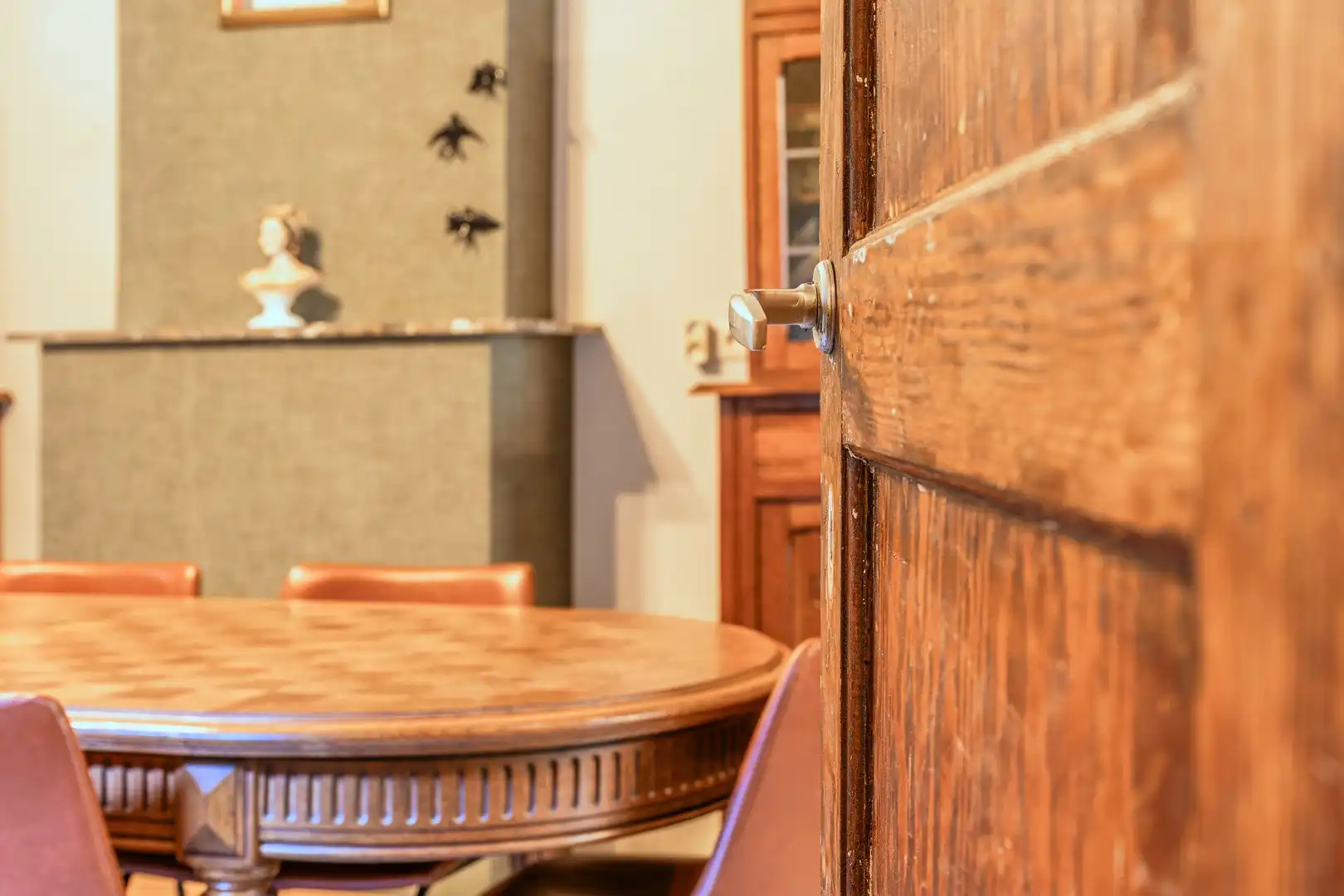 Op te frissen Belétage woning in rustige wijk foto 2