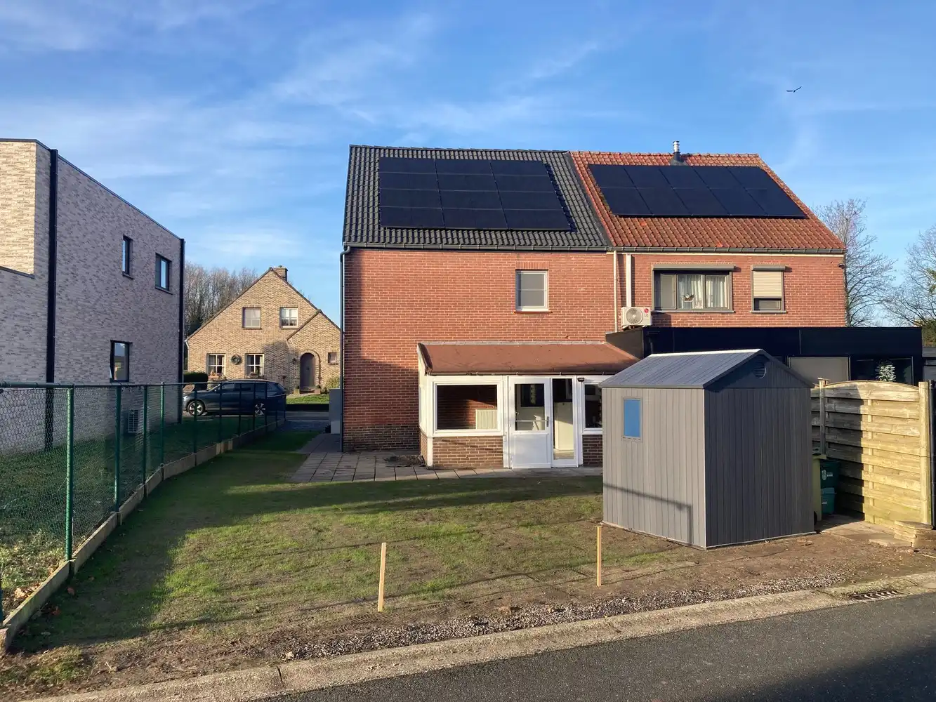ZEER ENERGIEZUINIGE WONING MET WARMTEPOMP & ZONNEPANELEN EN KLEINE TUIN IN AS foto 2