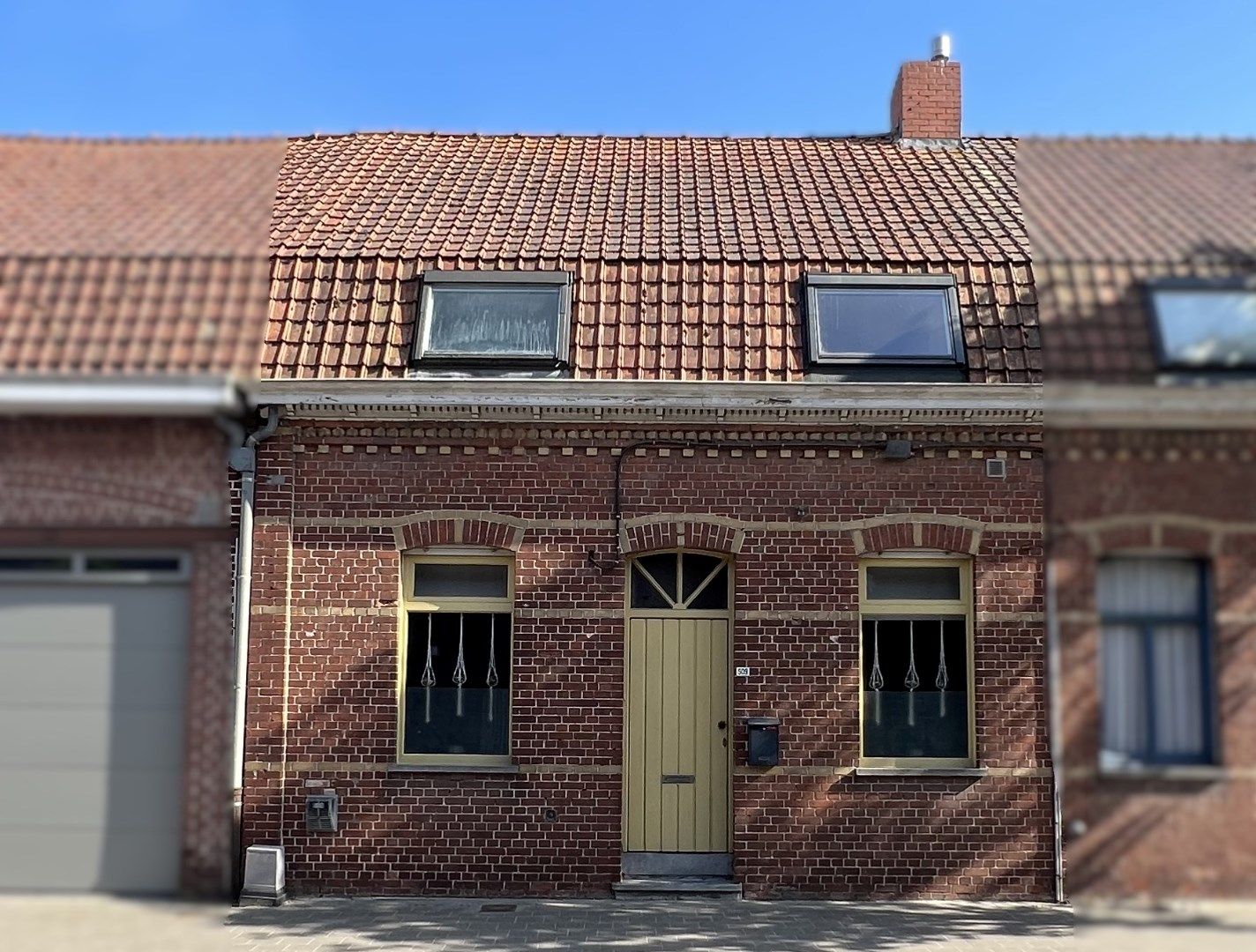 WONING MET 3 SLAAPKAMERS EN TUIN IN DIKKEBUS foto {{pictureIndex}}