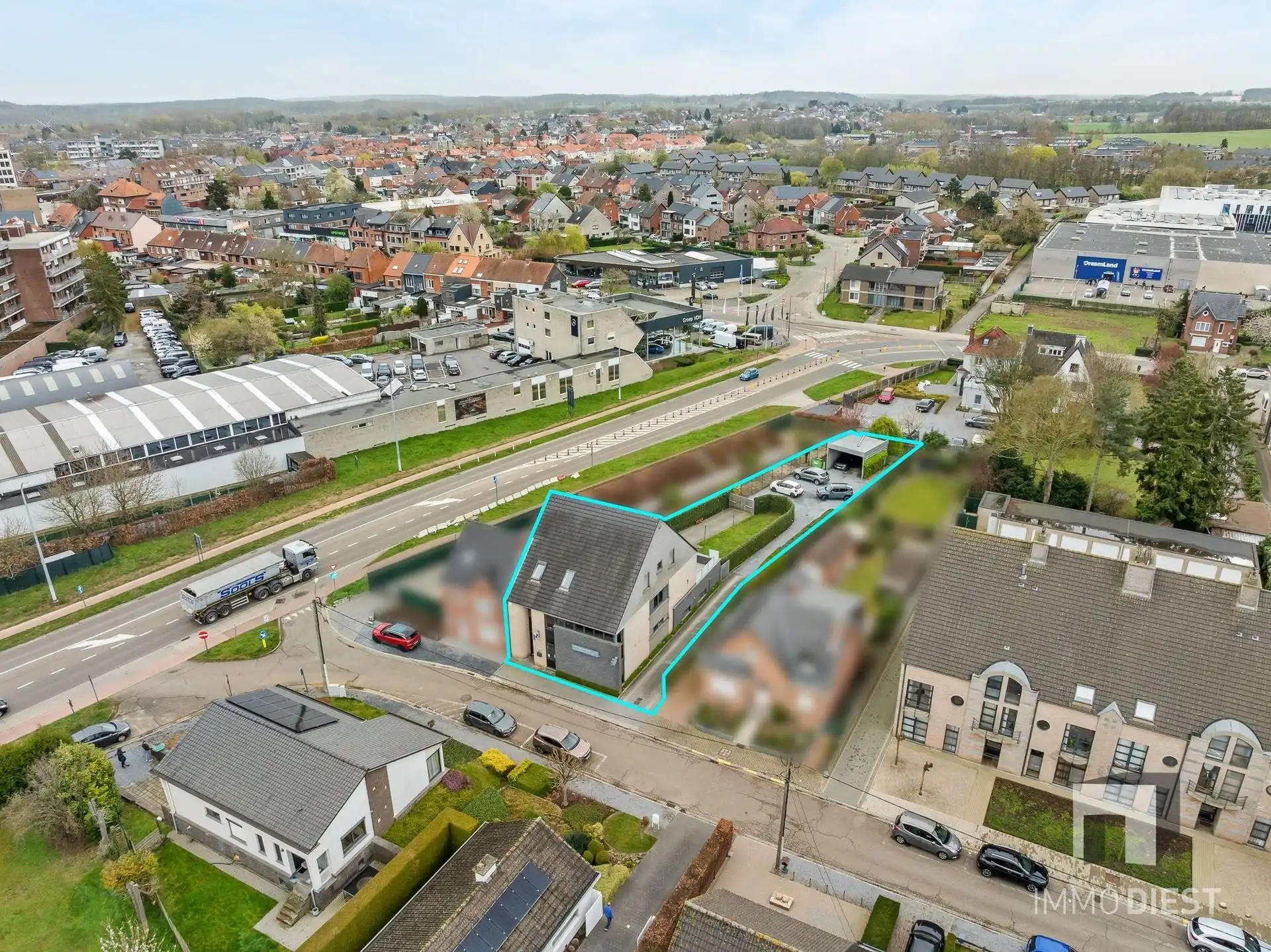 Bedrijfsgebouw én woning aan de stadsrand foto 36