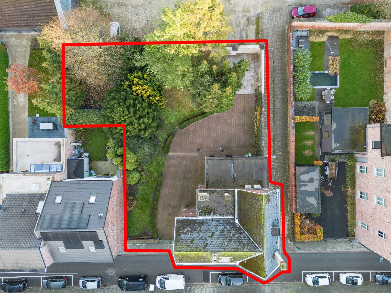 KANTOOR MET UITSTRALING - 12 KANTOREN - PARKING - TUIN foto 3