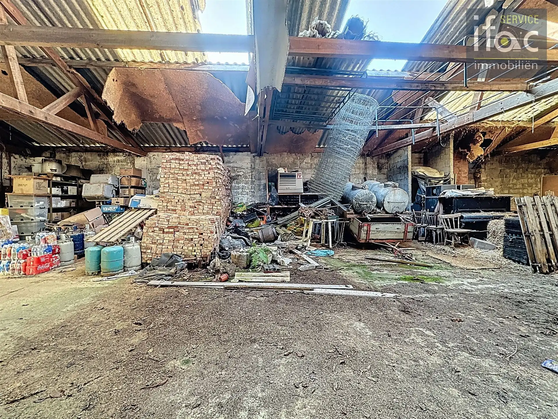 Multifunctionele loods van maar liefst +/- 600m² foto 5