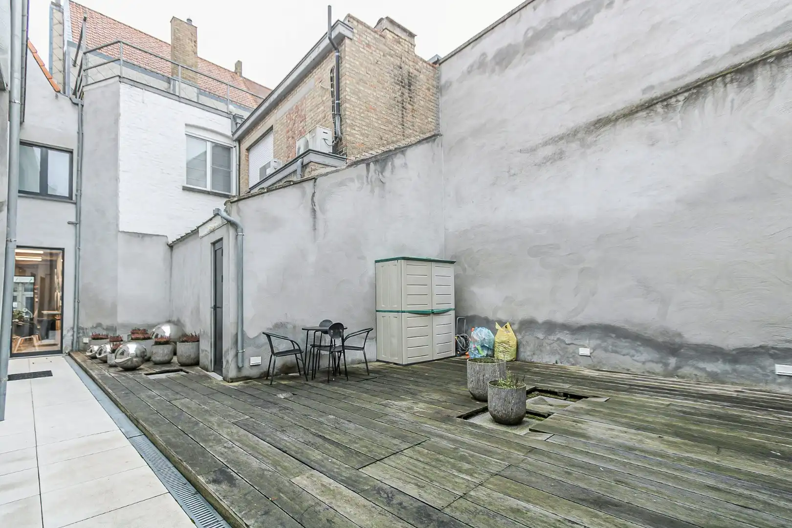 Handelsgelijkvloers Smedenstraat 13 Brugge te koop foto 18