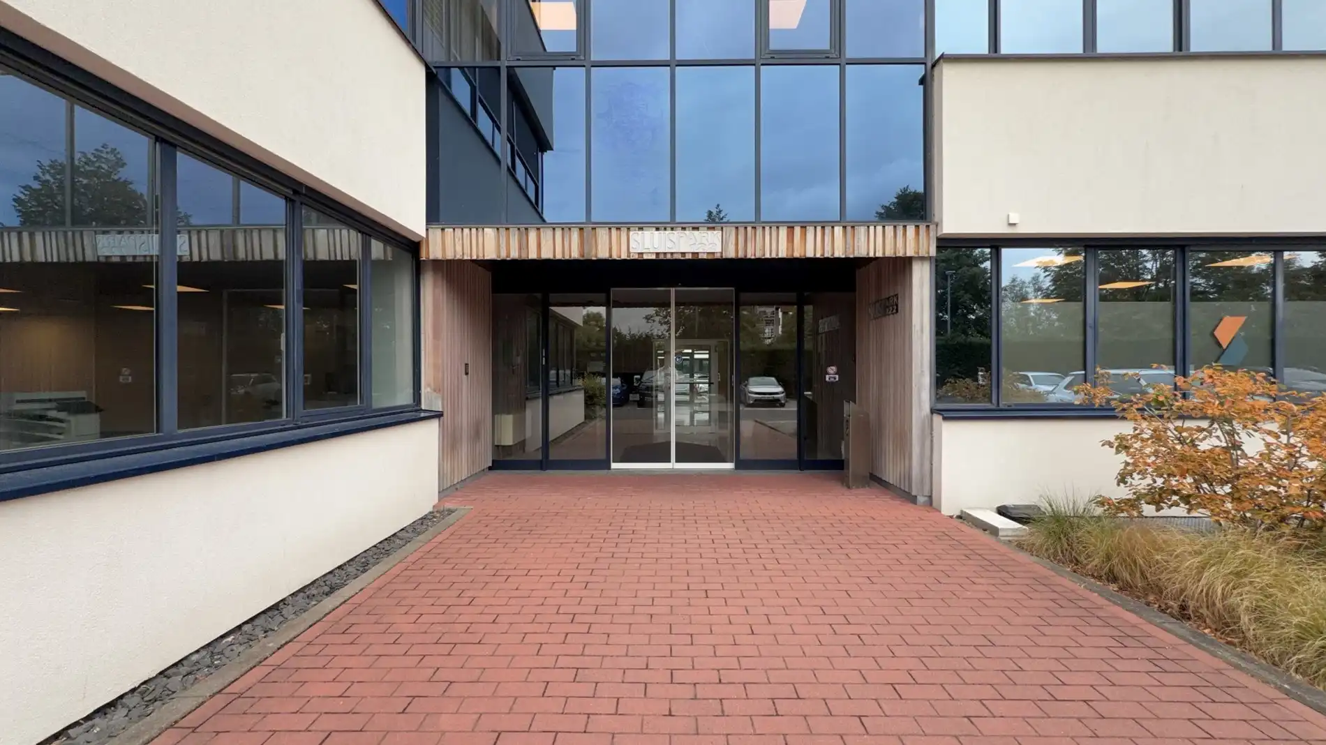 Kantoren te huur in Sluispark aan R4 in Merelbeke foto 15