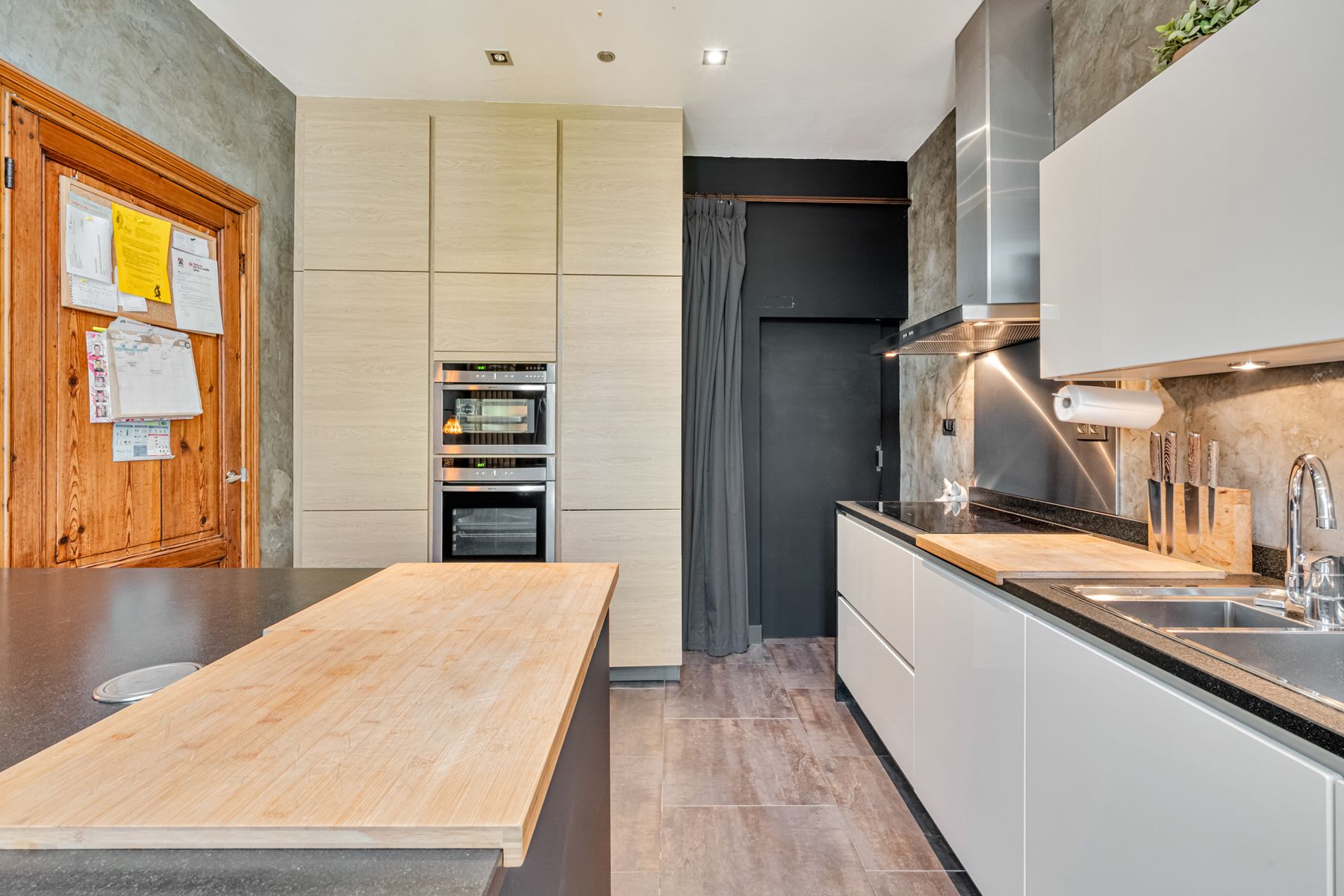 Karaktervolle woning te koop met 5 slaapkamers foto 13