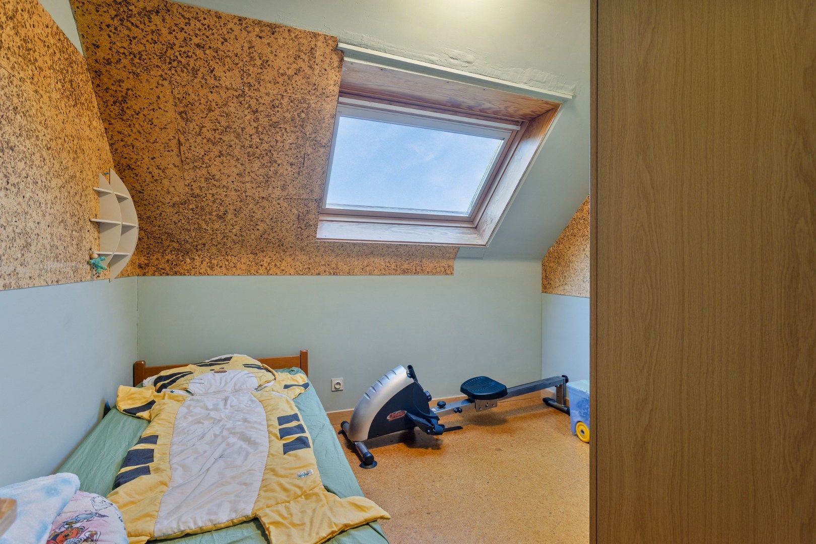 Heel ruime woning met 6 kamers in een oase van rust! foto 17