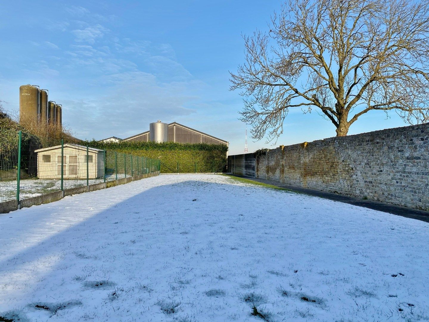 Vernieuwde woning met garage, tuin en uitweg in de dorpskern.  foto 16