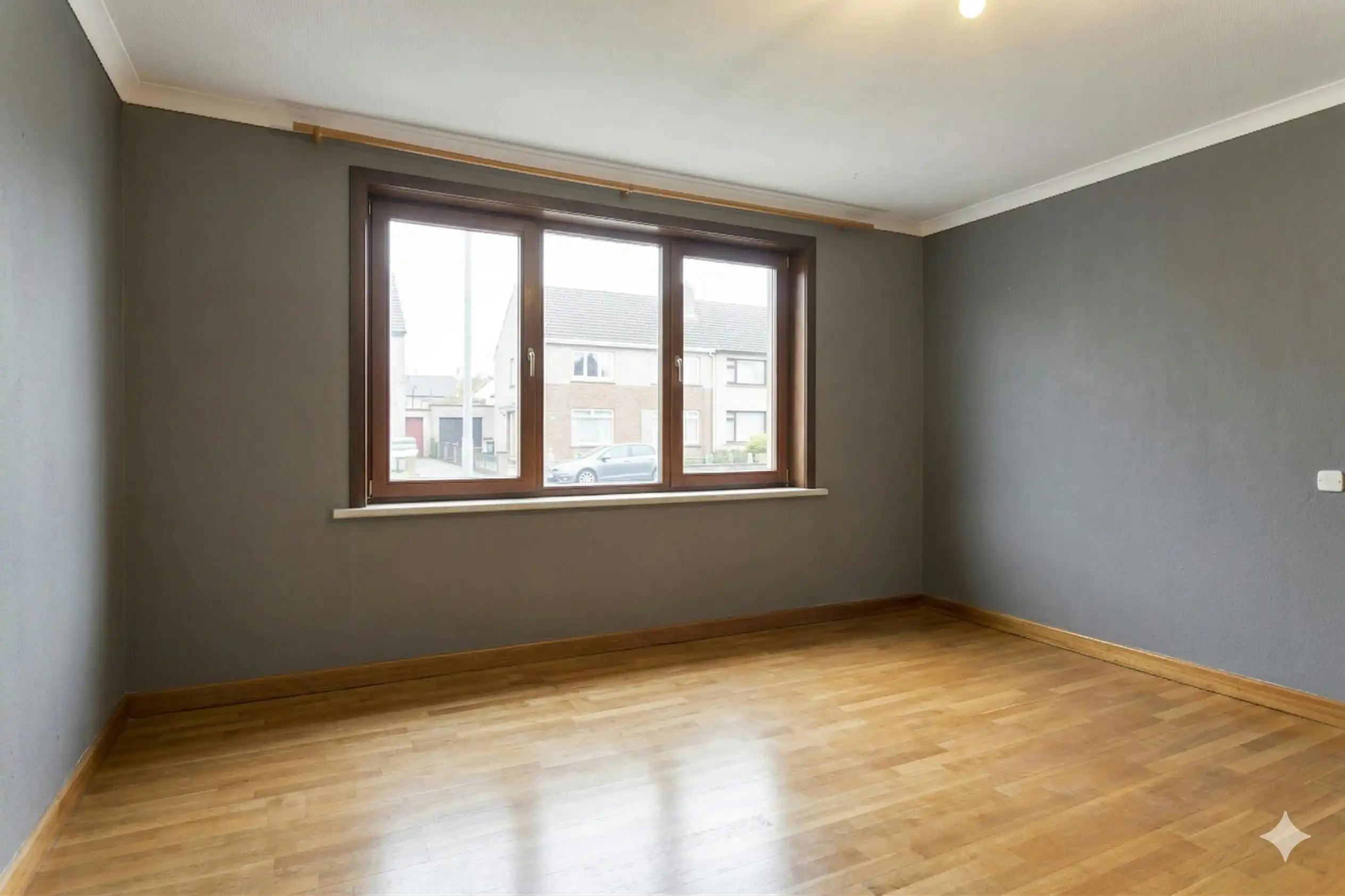 Gezellig huis met 2 slaapkamers en zolder,centraal in Izegem foto 6