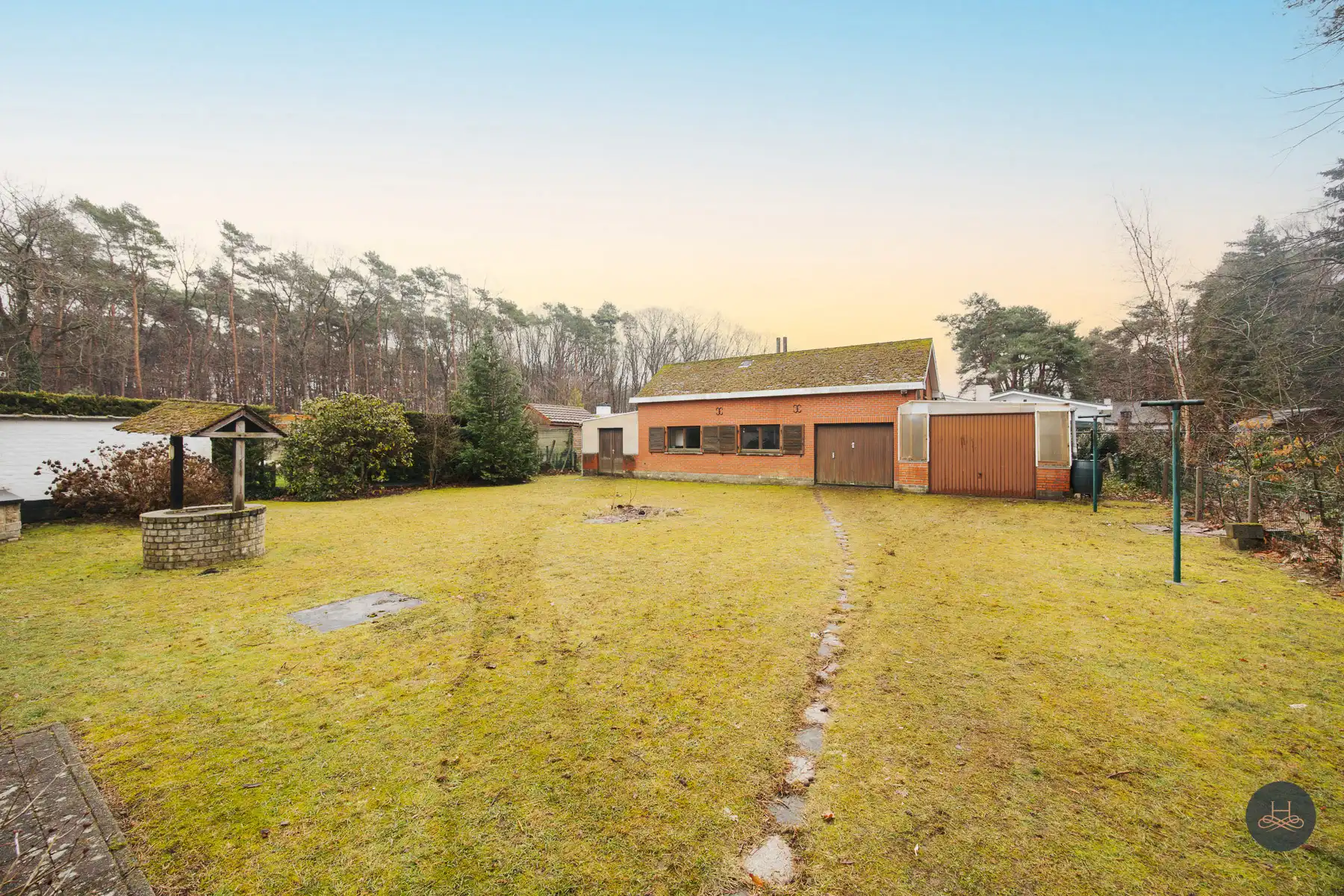 Charmante te renoveren open bebouwing op een royaal perceel foto 21