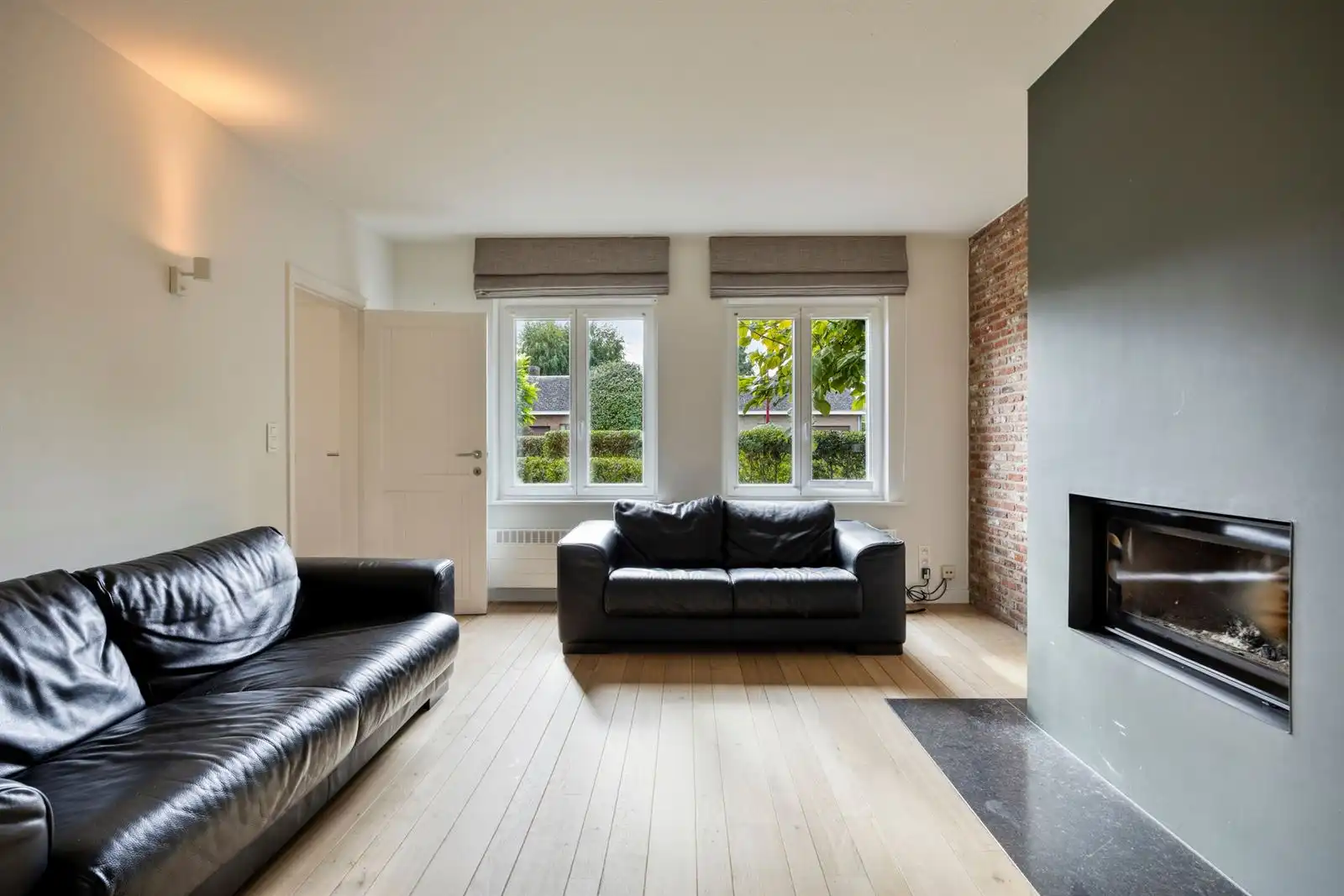 Prachtige open bebouwing met 3 slaapkamers, bureau en ruime tuin op toplocatie te Lint foto 9