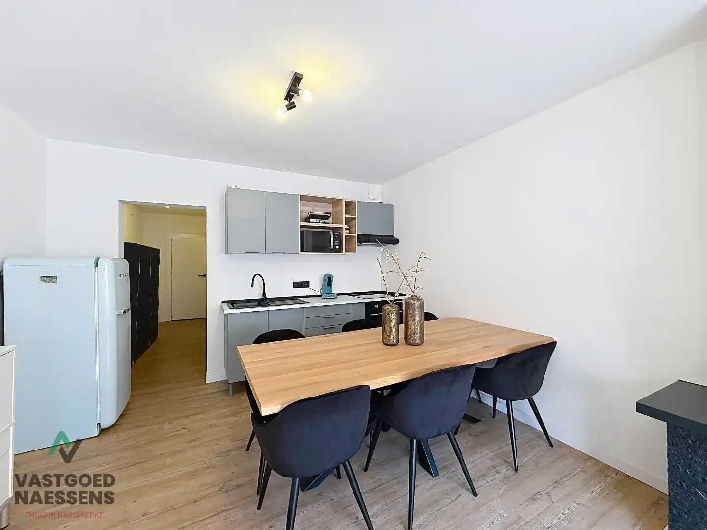 GERENOVEERDE STUDIO MET ZIJDELINGS ZICHT OP ZEE foto 8