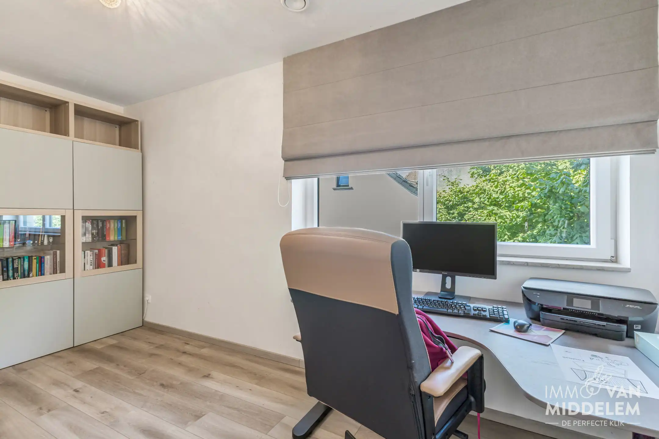 RUSTIG GELEGEN  3-GEVEL NIEUWBOUW MET 4 KAMERS EN TUIN  foto 18