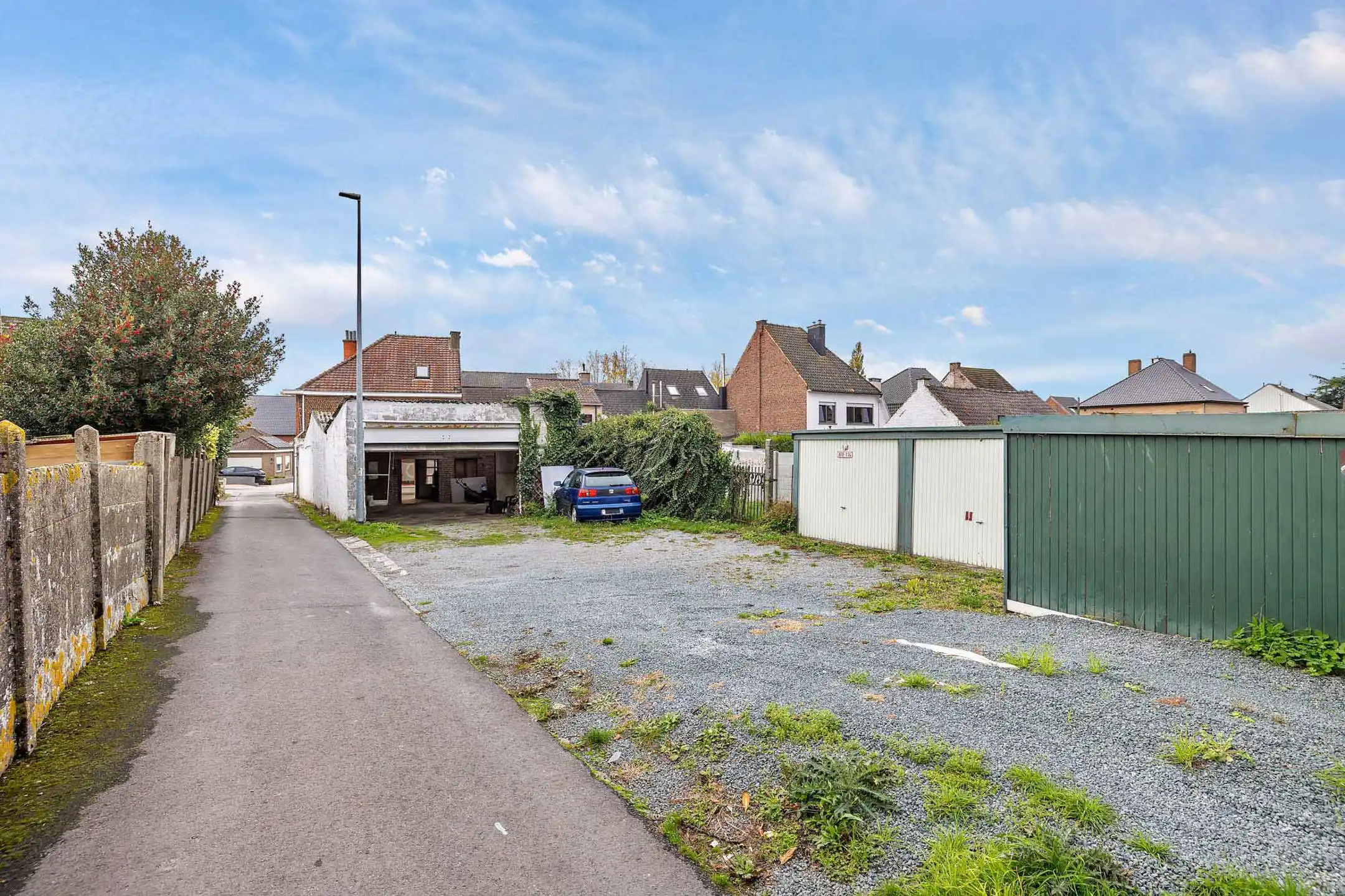 Ruime woning met twee entiteiten en ruime garage foto 23