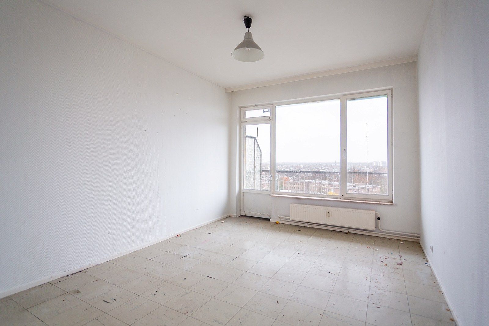 Te renoveren tweeslaapkamerappartement  foto 10