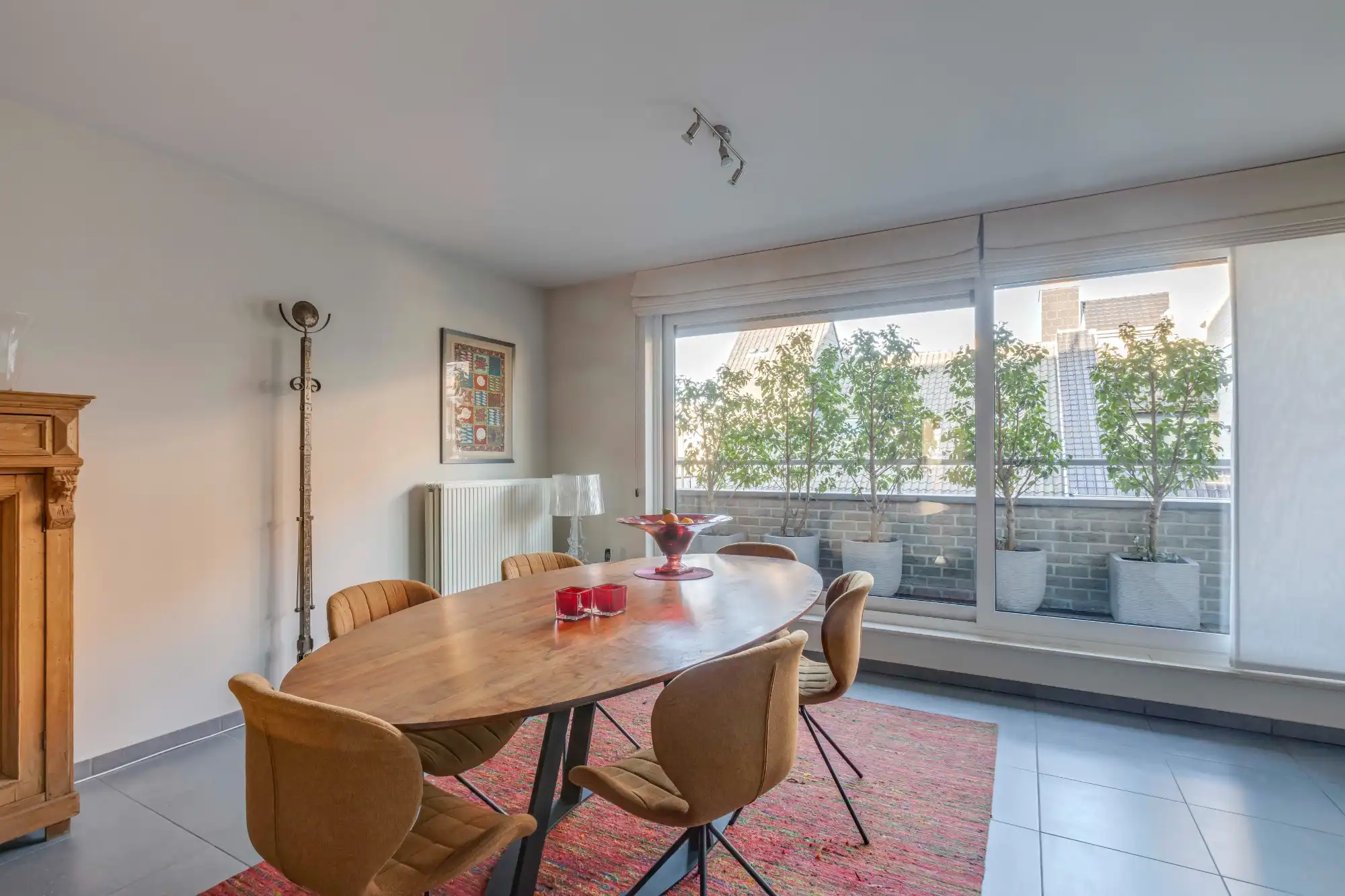 Ruim duplexappartement (123 m²) met 3 slaapkamers, 3 terrassen en autostaanplaats inclusief op toplocatie nabij station Sint-Niklaas foto 7