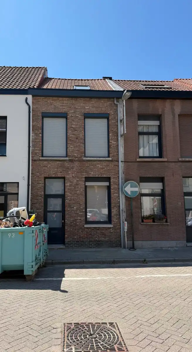 Instapklare woning met 2 slpk + ingerichte zolder foto {{pictureIndex}}