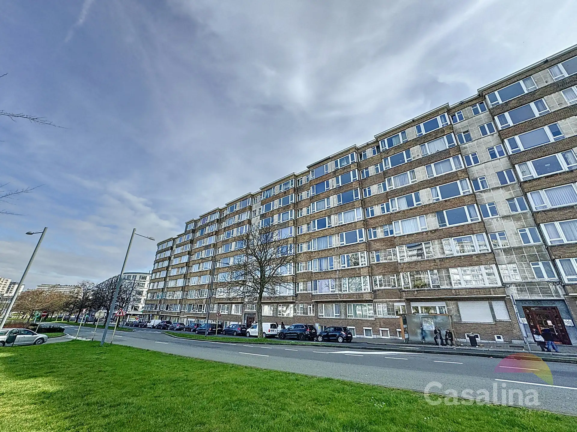 ✨ CASALINA REAL ESTATE ✨ foto {{pictureIndex}}