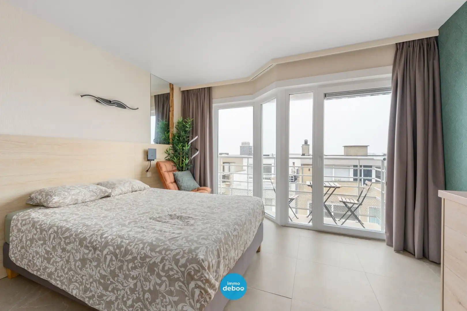 Prachtig gerenoveerde studio met zonneterras foto 3