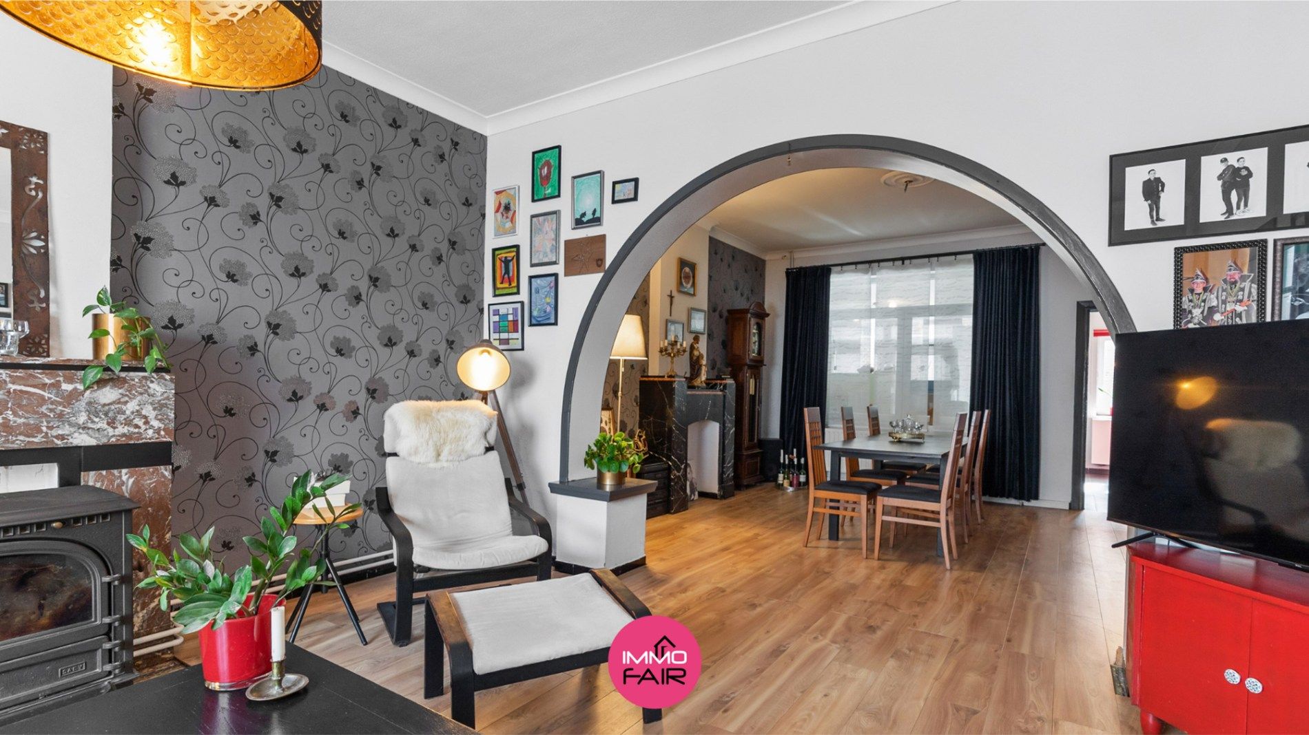 Karakteristieke hoeve met panoramisch zicht aan de achterzijde van perceel! foto 6