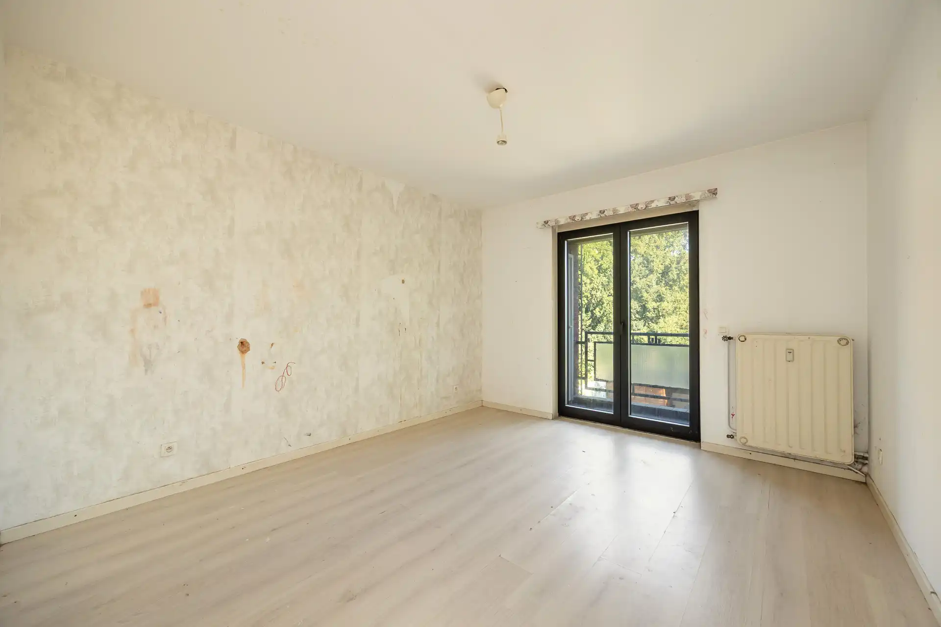 Appartement met 2 slpk, terras en autostaanplaats foto 11