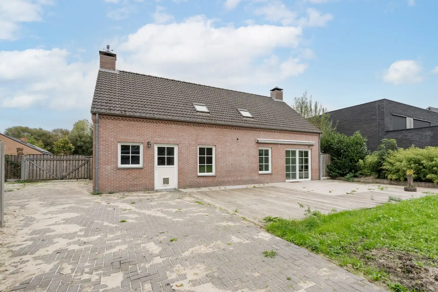 Vrijstaande woning met 5 slk op ruim perceel van 30 are in Pelt foto 35