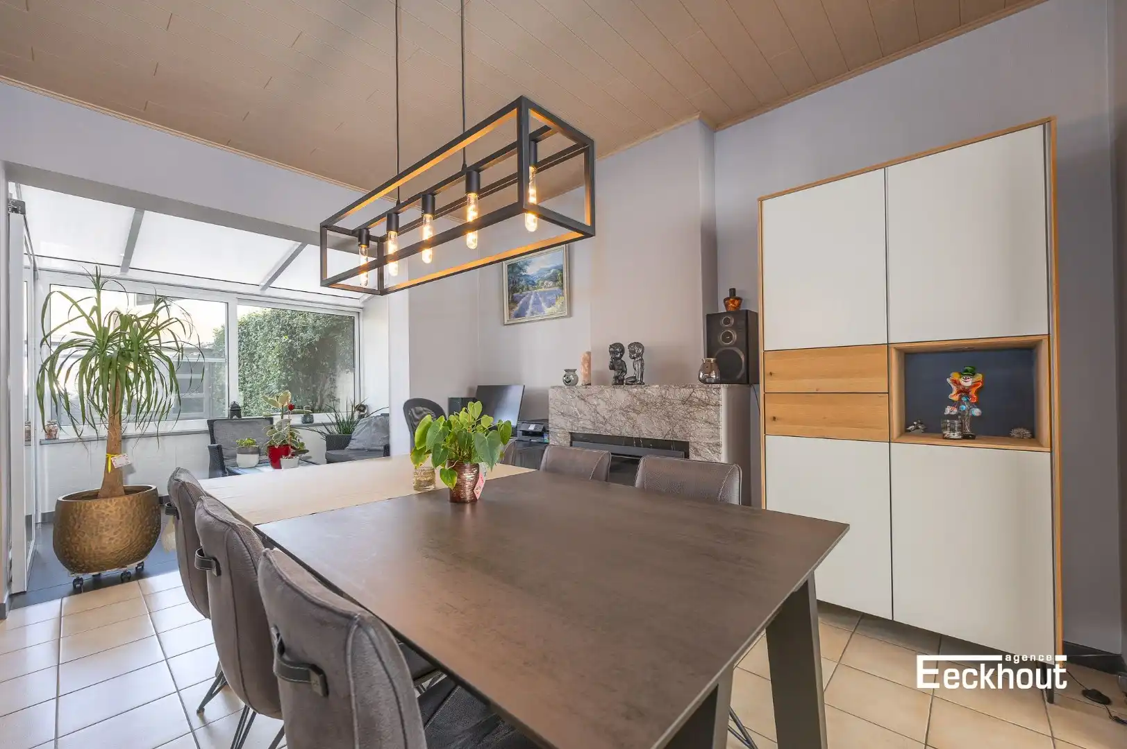 Instapklare woning met zonnige tuin op zeer gunstige ligging! foto 9