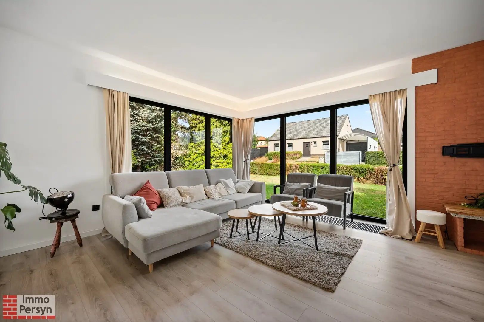 Ruime gelijkvloerse woning OB gelegen in een rustige wijk foto 5