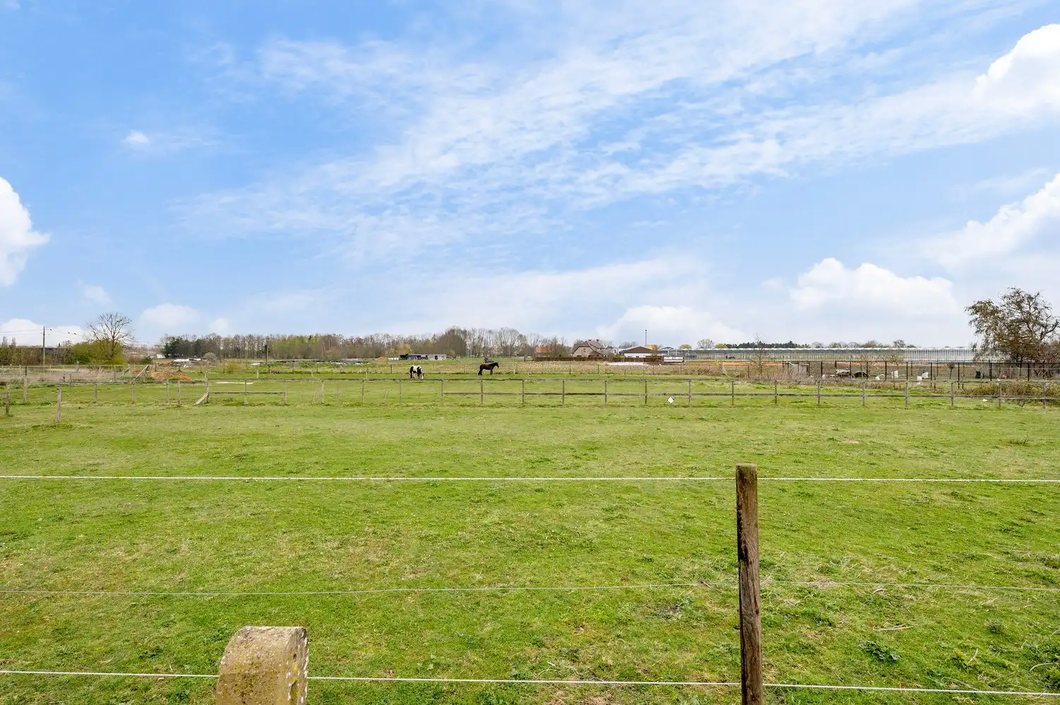 Instapklare open bebouwing op een perceel van 635 m². foto 36